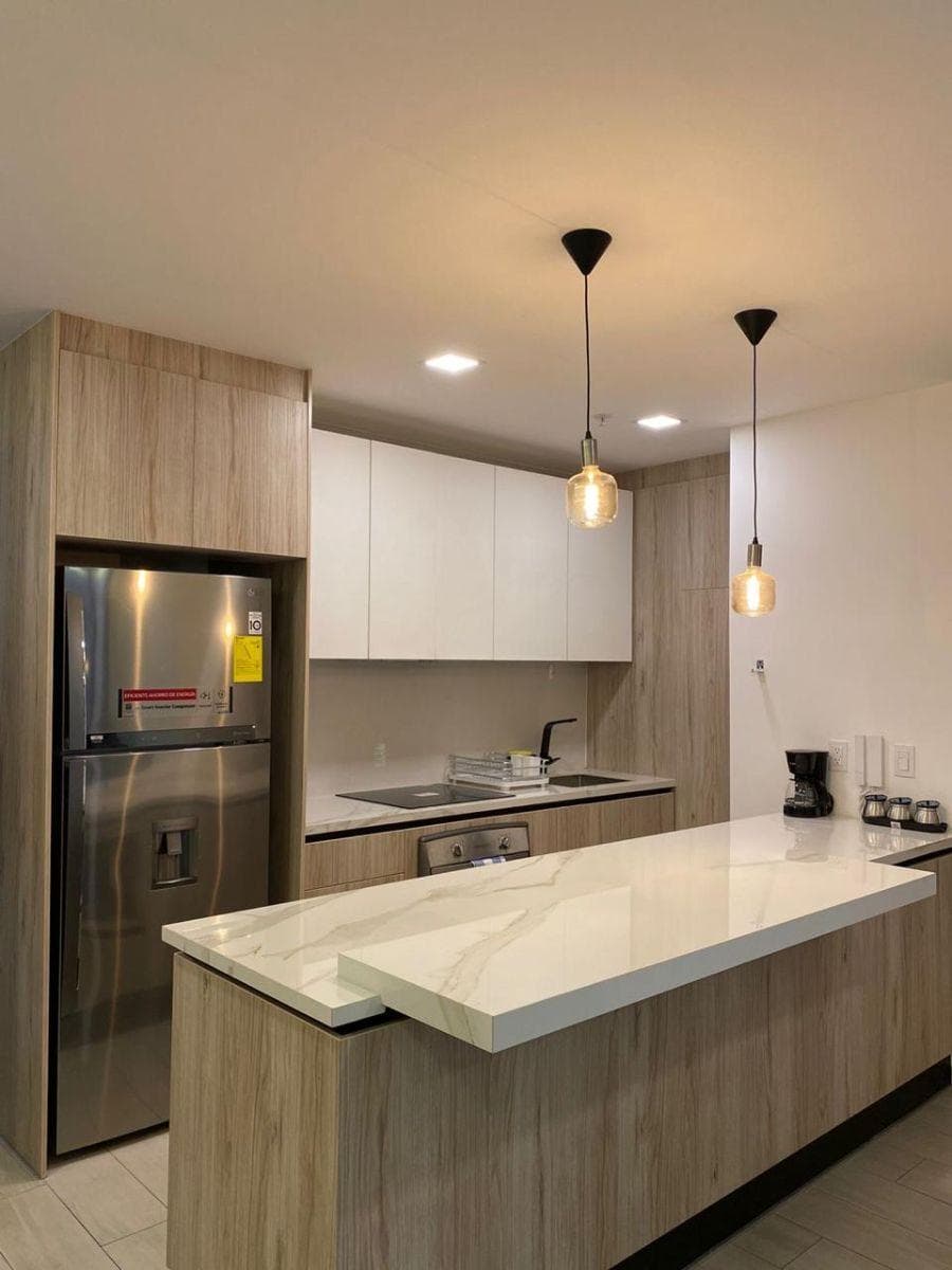 Departamento en Venta de 2 Dorm. Sector República del Salvador — imagen 7
