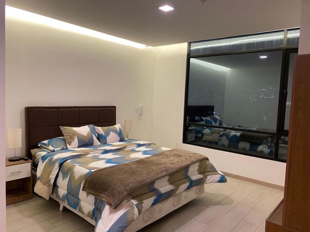 Departamento en Venta de 2 Dorm. Sector República del Salvador — imagen 6