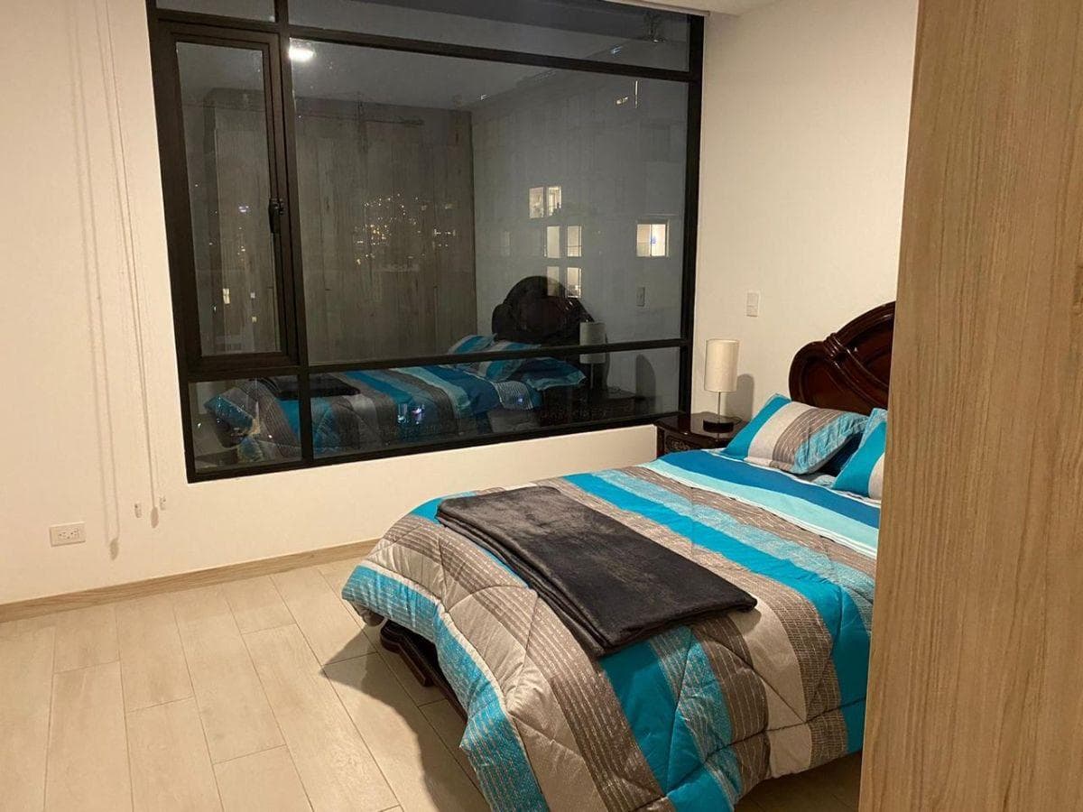 Departamento en Venta de 2 Dorm. Sector República del Salvador — imagen 4