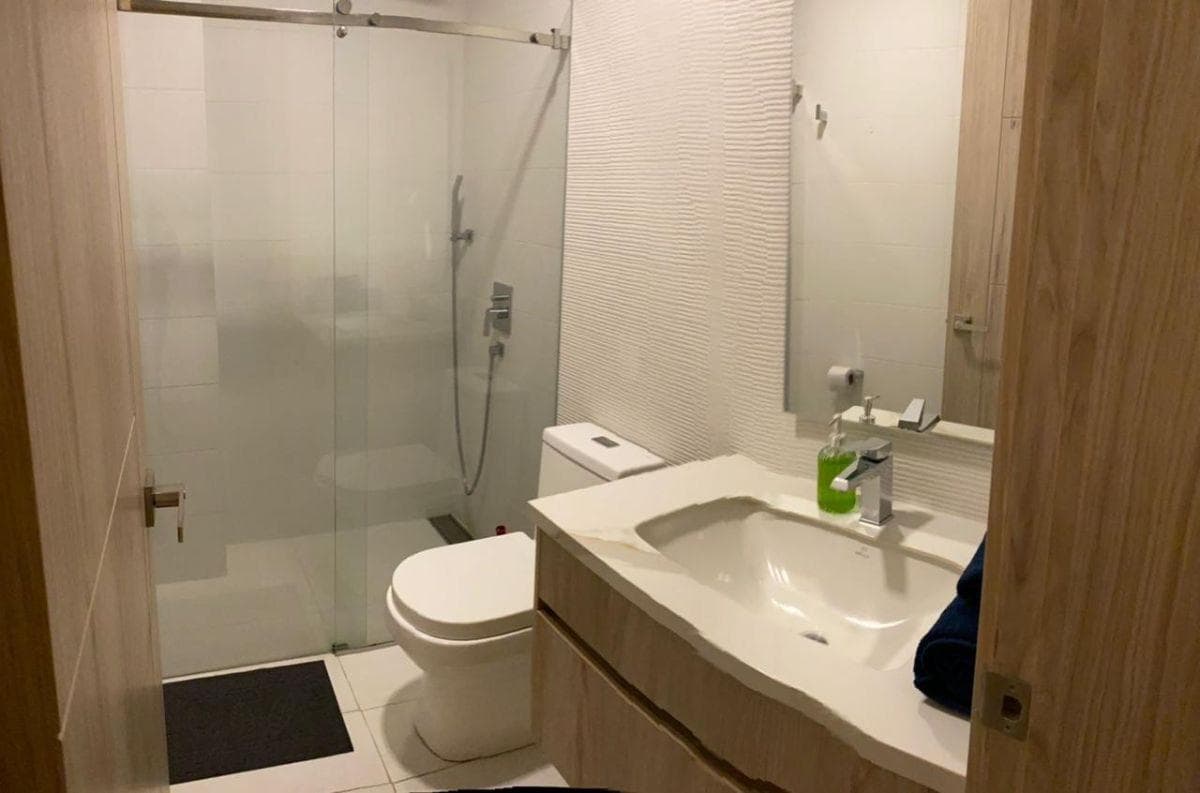 Departamento en Venta de 2 Dorm. Sector República del Salvador — imagen 2