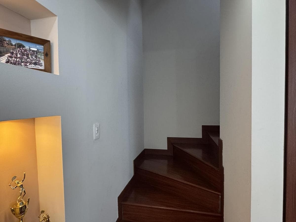 Venta Casa de 3 Dorm. Al Norte de Quito en San Fernando - Quito — imagen 4