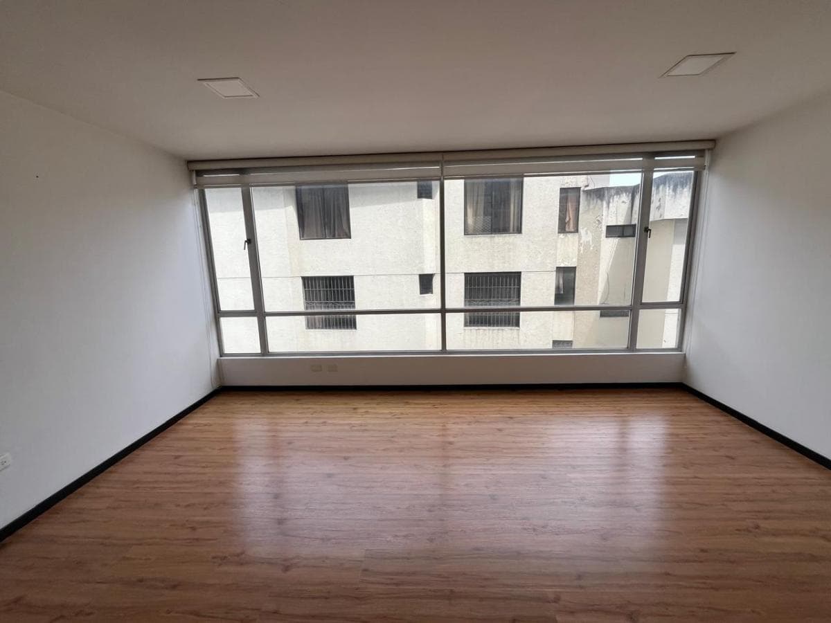 Pinar Bajo, Departamento en Venta 2 Dorm., 2 Parqueaderos, 73 m² — imagen 8
