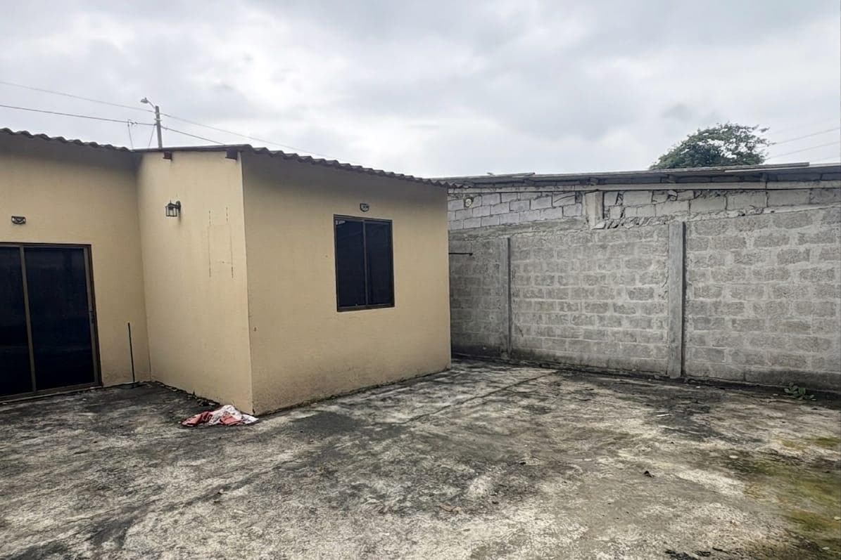 Venta de Casa en Urbanizacion La Joya Etapa Perla Natm, Guayas — imagen 5