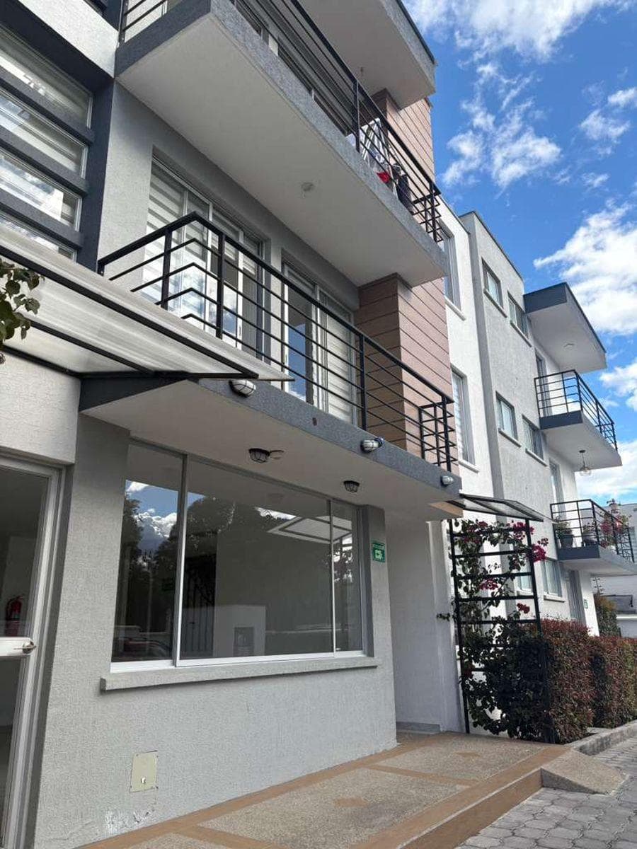 Vendo Departamento de 90 m² Dos Dorm. en La Villa Vega - Tumbaco — imagen 10