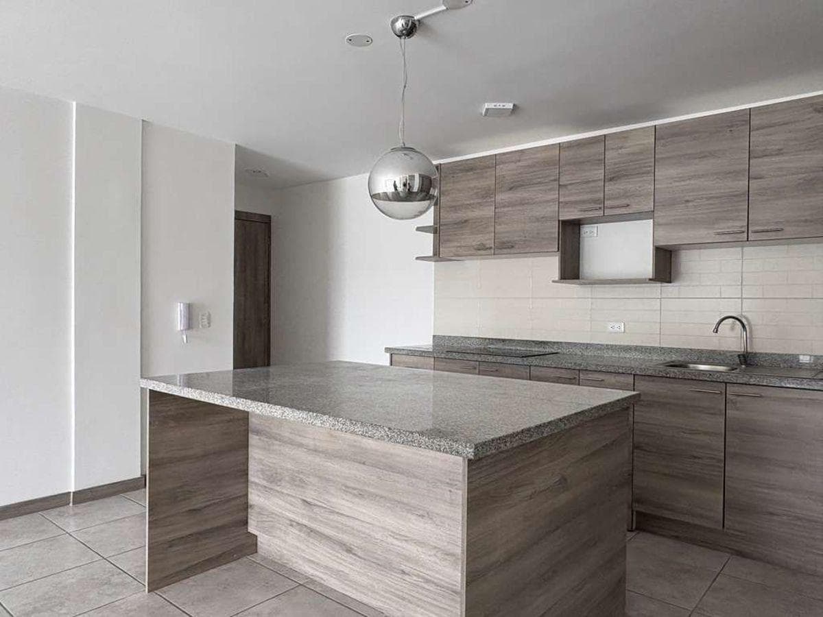 Vendo Departamento de 90 m² Dos Dorm. en La Villa Vega - Tumbaco — imagen 5