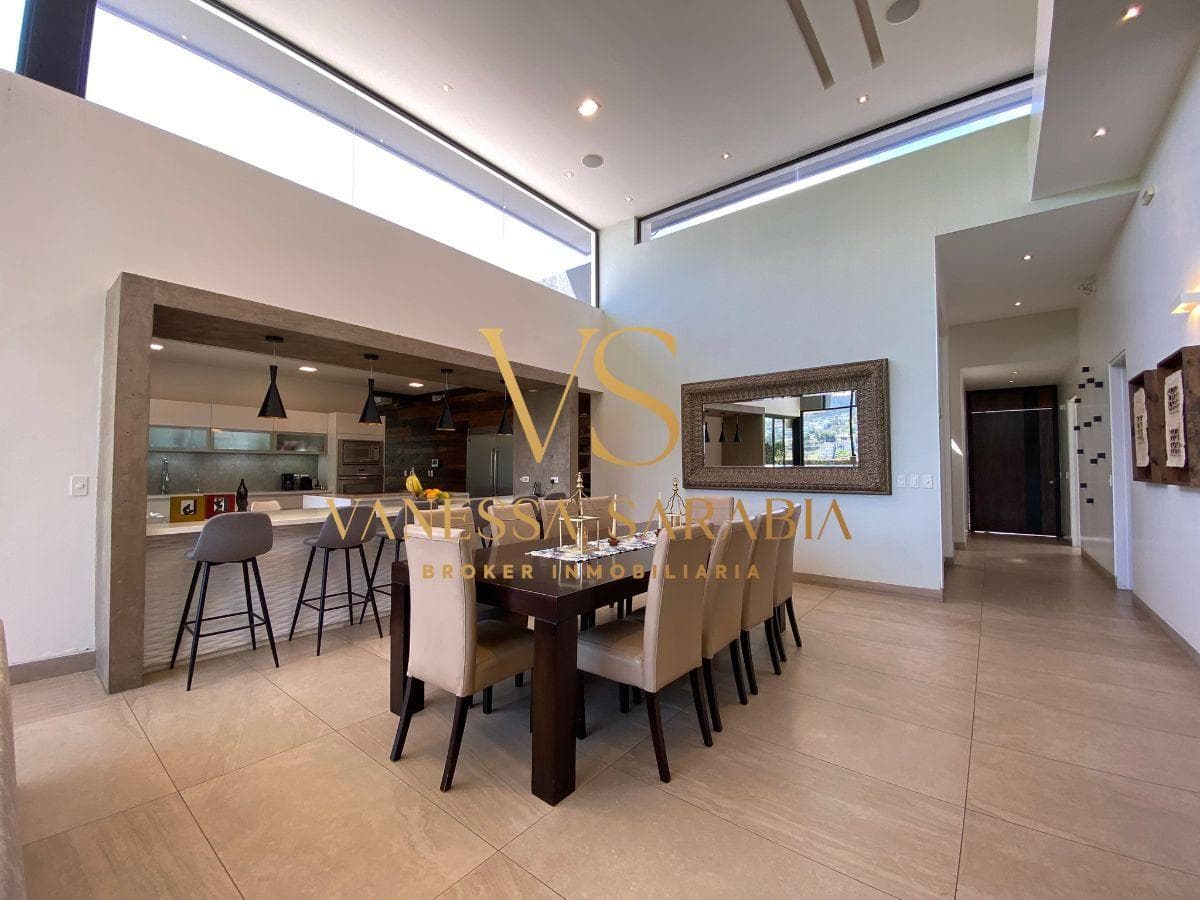 Venta Exclusiva Casa en San Juan de Cumbaya, Quito – Ecuador — imagen 5