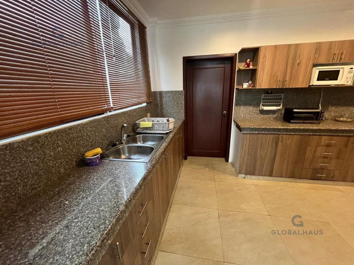 Venta de Casa Amoblada en Urb. Santa Maria de Casa Grande, 4 Habitaciones, Habitacion Pb m. H, Guayas — imagen 5