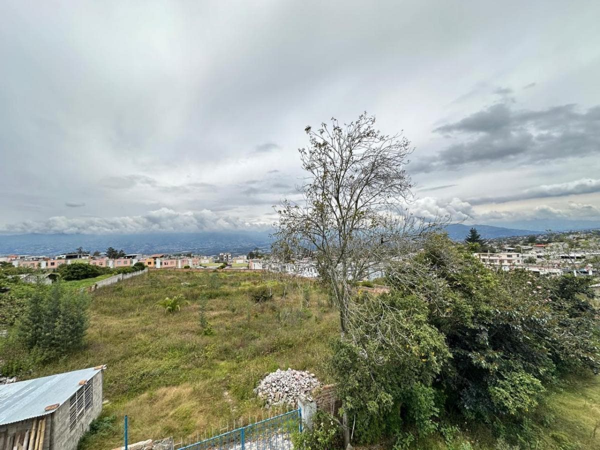 Terreno en Calderón — imagen 3