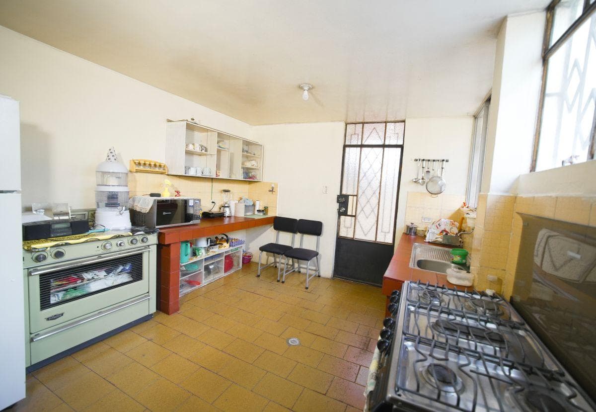 Casa Rentera o Para Negocio Sector Banda Municipal Sur de Quito — imagen 5