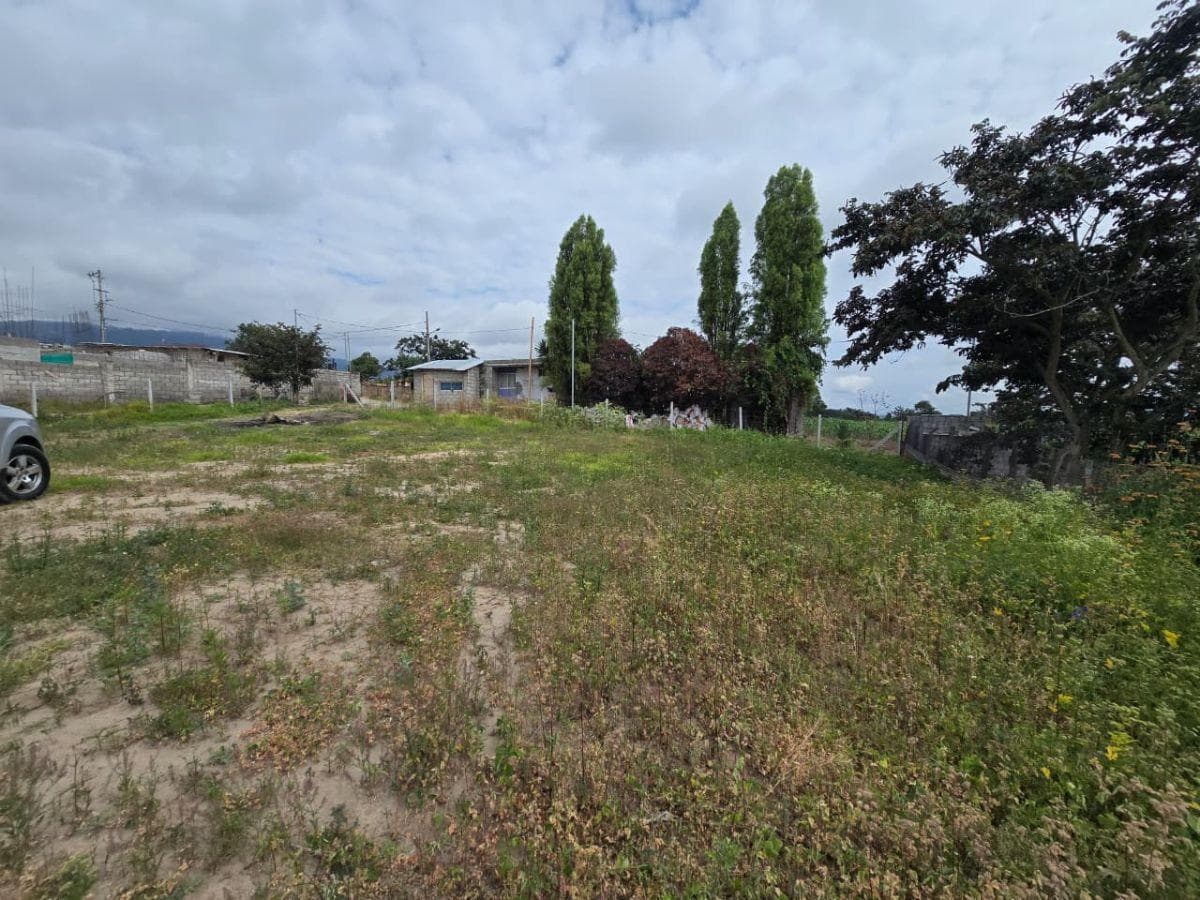 Terreno de 500 m² en Venta en Cumbayá con Fácil Acceso. Provincia de Pichincha — imagen 2