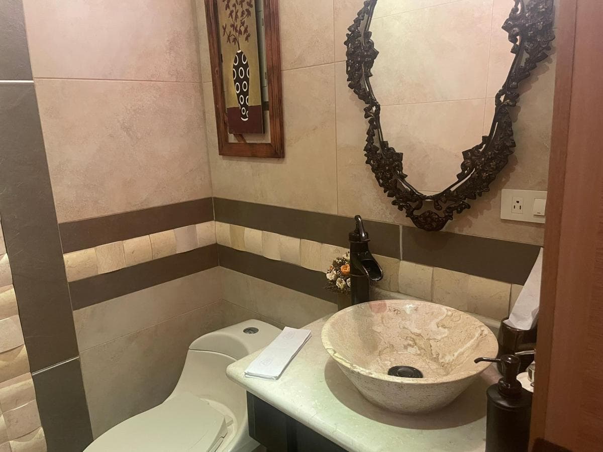 Venta Casa Rentera Una Sola Planta 3 Dorm., con Suite y Cabaña Valle de Los Chillos - Quito — imagen 3