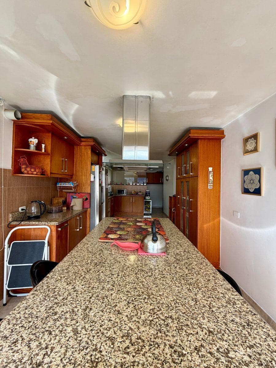 Departamento de 3 Habitaciones - en Venta - González Suárez - 315 m² — imagen 2