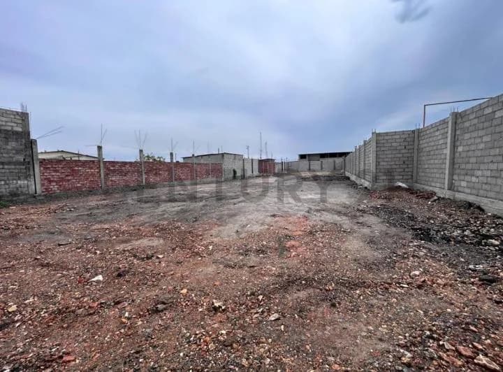 Alquiler de Terreno Industrial de 1400 m² en Duran Alest, Guayas — imagen 1