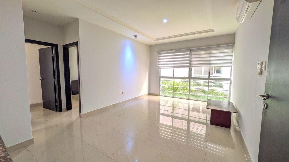 Departamento en Venta Colinas de Los Ceibos - a Marín, Guayas — imagen 1