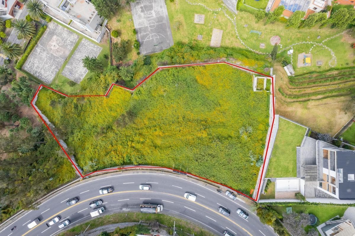 Miravalle 4, Cumbayá Terreno Venta 3.629 m² — imagen 3