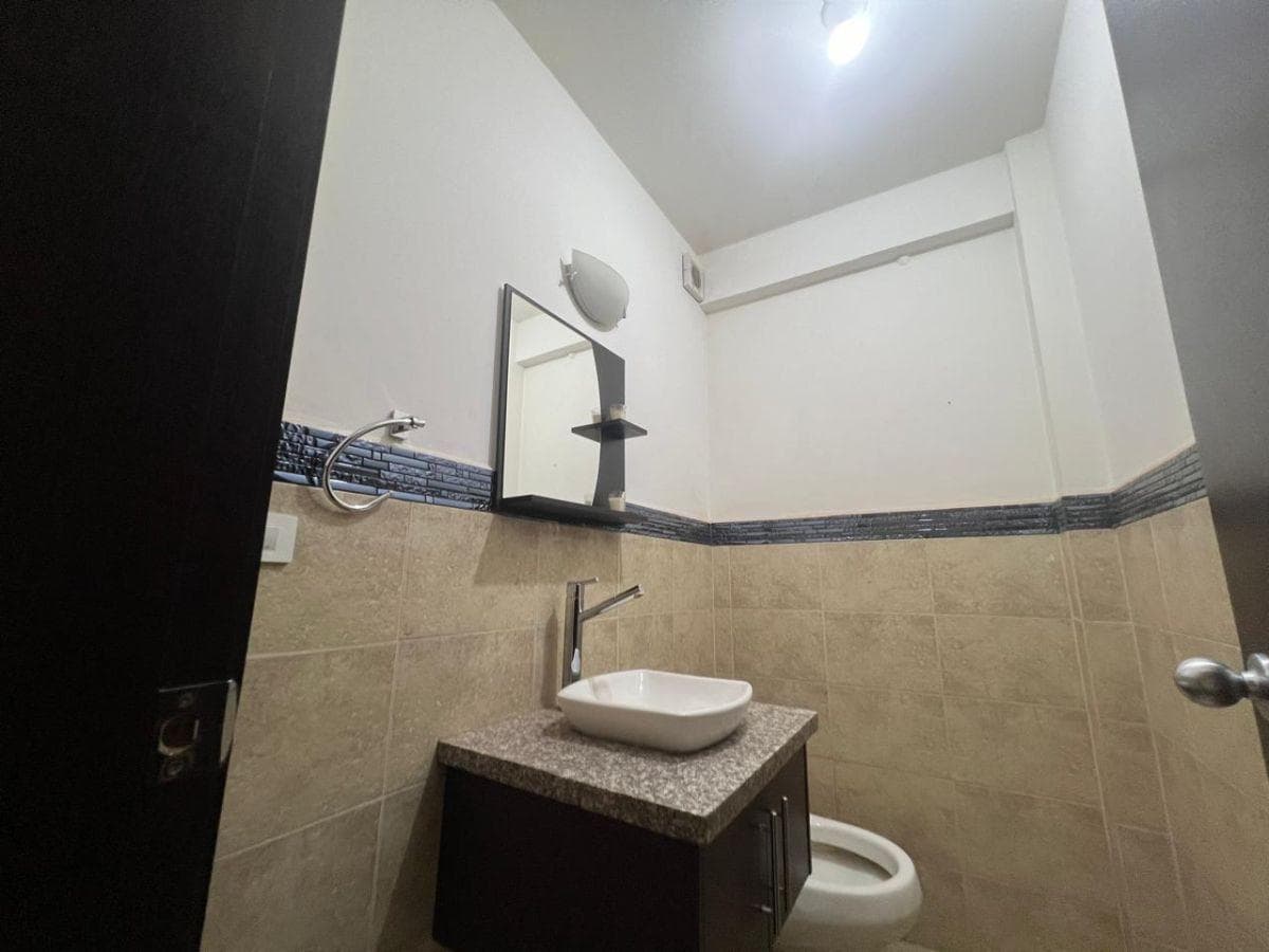 Departamento en Venta – Edificio Aleph, Sector Embajada Americana — imagen 9