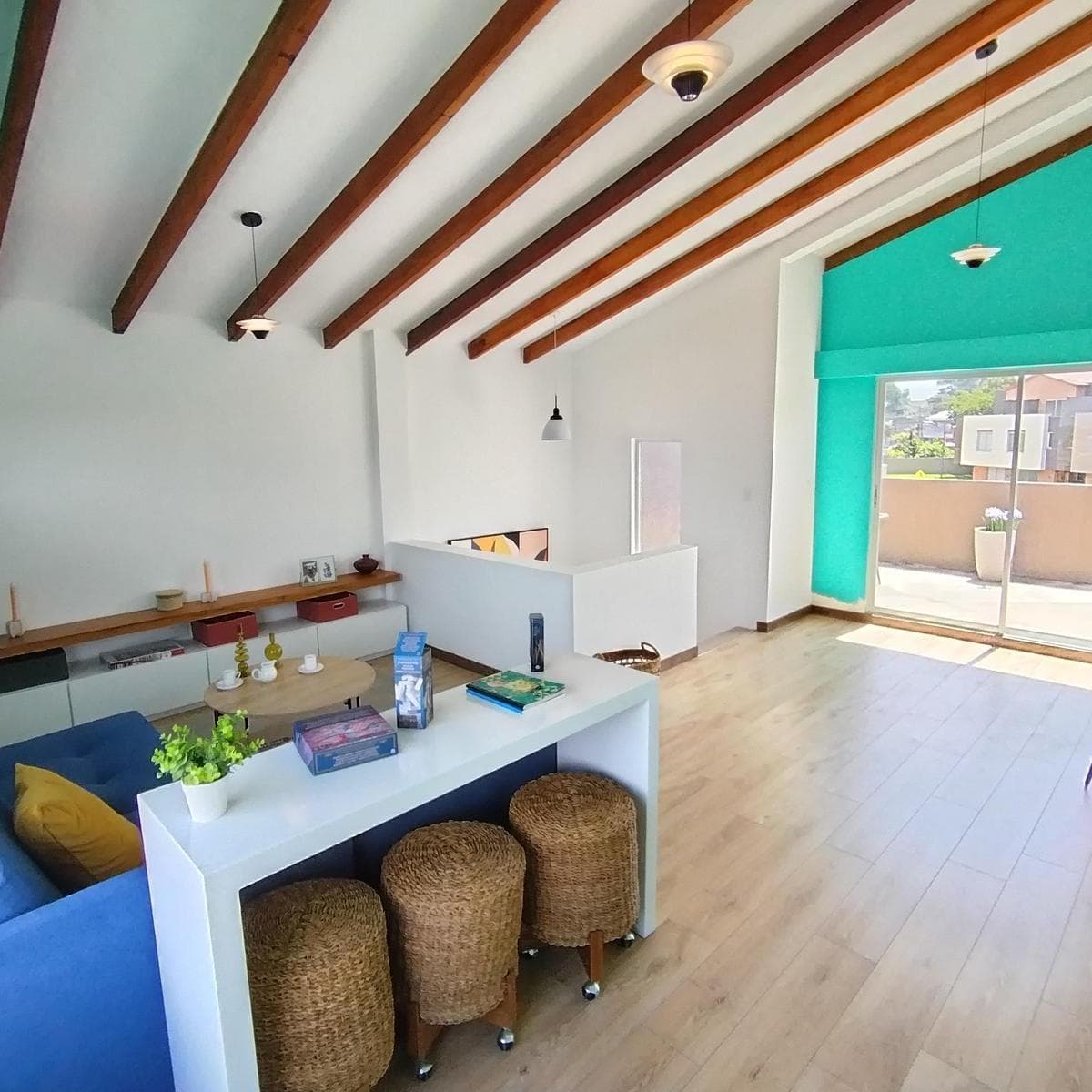 Venta Casa en Conjunto Residencial de Ontaneda | Terraza, Family Room y Club Privado — imagen 1