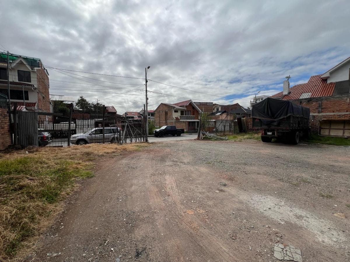 Gran Oportunidad de Terreno 840 m² en Venta | Oportunidad Para Constructores E Inversionistas, Azuay — imagen 7
