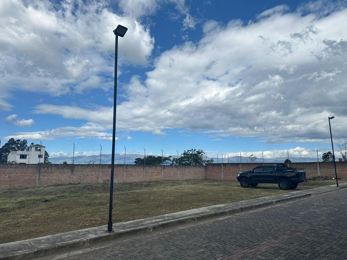 Vendo Terreno Plano Dentro de Conjunto en San Isidro del Inca — imagen 3