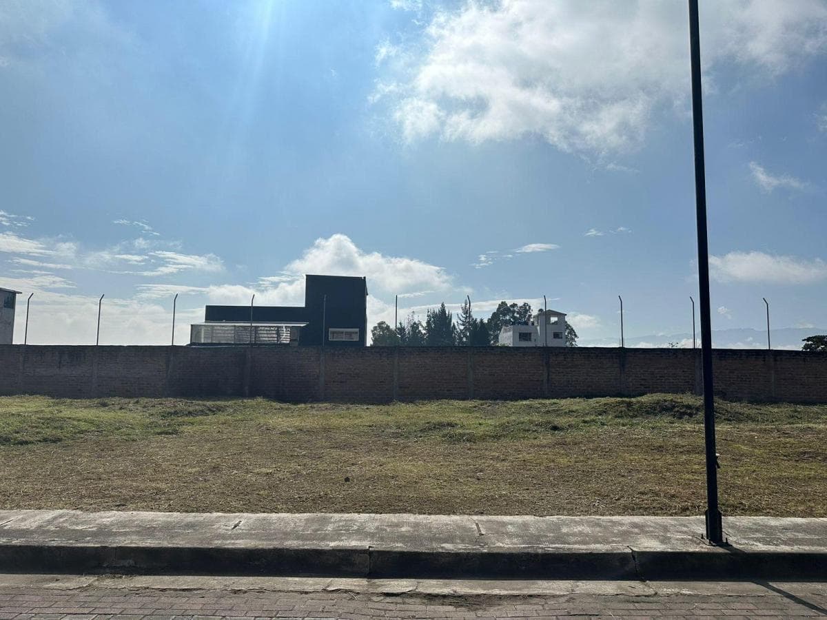 Vendo Terreno Plano Dentro de Conjunto en San Isidro del Inca — imagen 2