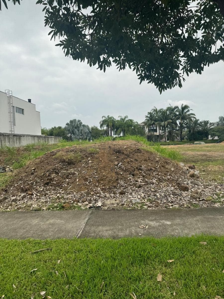 Terreno Al Lago en Urbanizacion Peninsula' Mocoli, Guayas — imagen 5