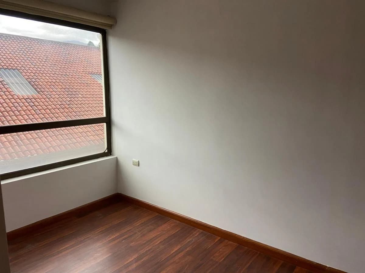 Departamento en Venta. Narancay, Azuay — imagen 8
