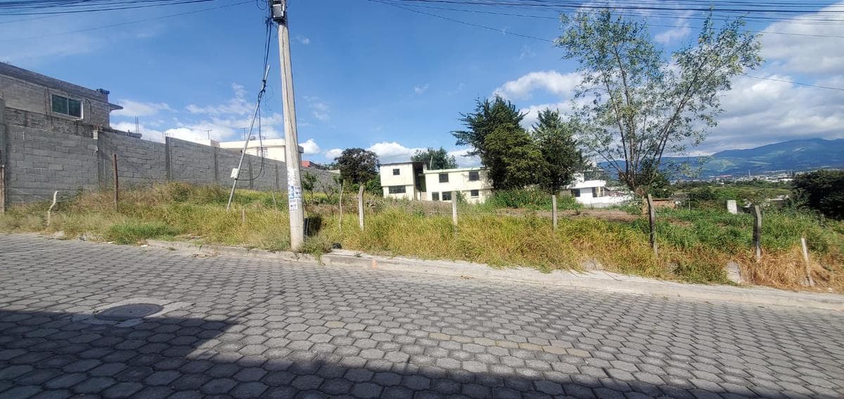 Venta Lindo Terreno 1086 m² Sector Santa Inés - Cumbayá — imagen 1