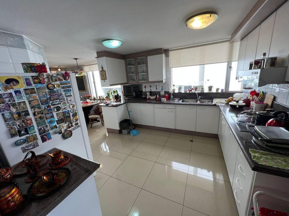 Venta Depto. 3 Dorm. Gonzalez Suarez 335 m² — imagen 4