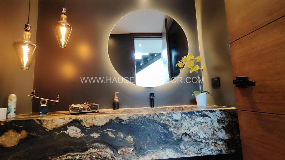 La Casa de Tus Sueños Esta en Venta, Lujo Total, Diseño Exclusivo y La Mejor Vista de Puembo Aquí! — imagen 5