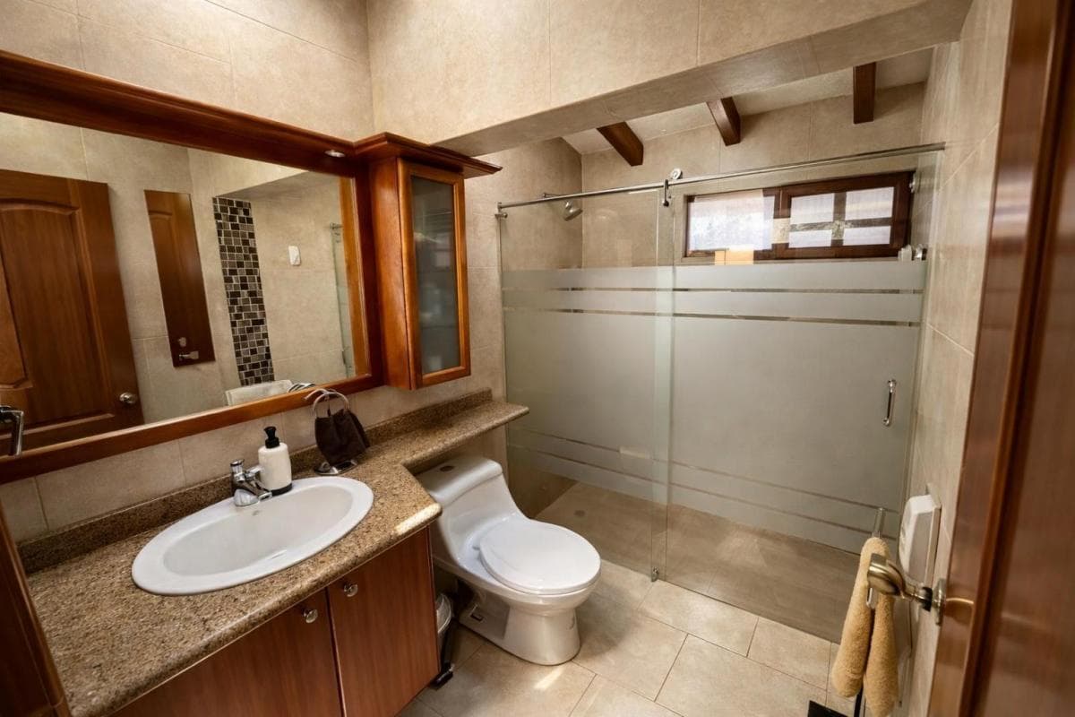 Casa en Venta en Tumbaco Cerca de Ventura Mall | Conjunto Privado — imagen 2