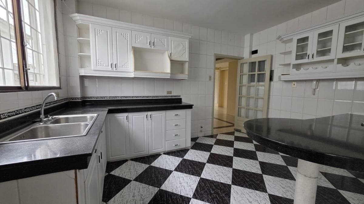 Departamento en Venta 1er Piso, Urbanizacion Puerto Azul, Johr, Guayas — imagen 7