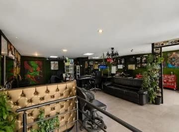 ¡Local Comercial en Venta! av. 6 de Diciembre y Jerónimo Carrión – Quito — imagen 5