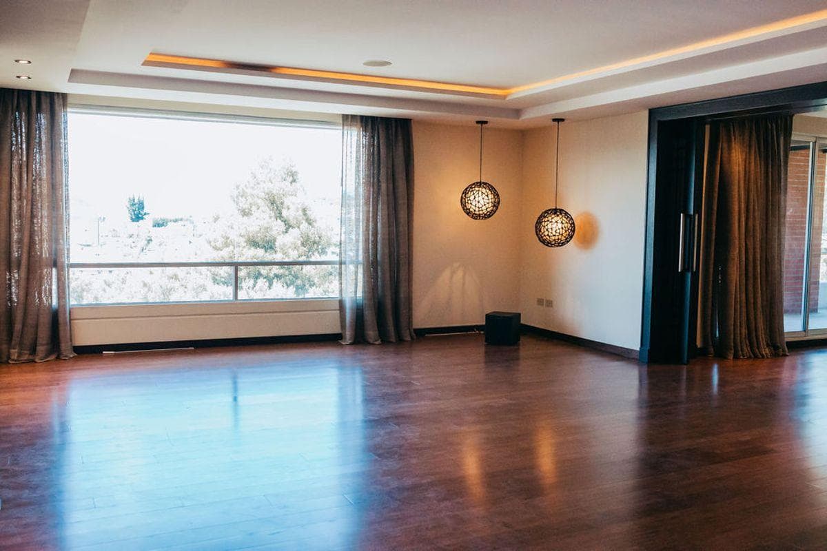 Exclusivo Departamento de Lujo en Quito Tenis en Venta. 5to Piso — imagen 1