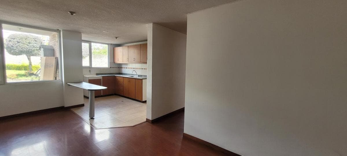 Vendo Departamento Legarda Norte de Quito — imagen 7