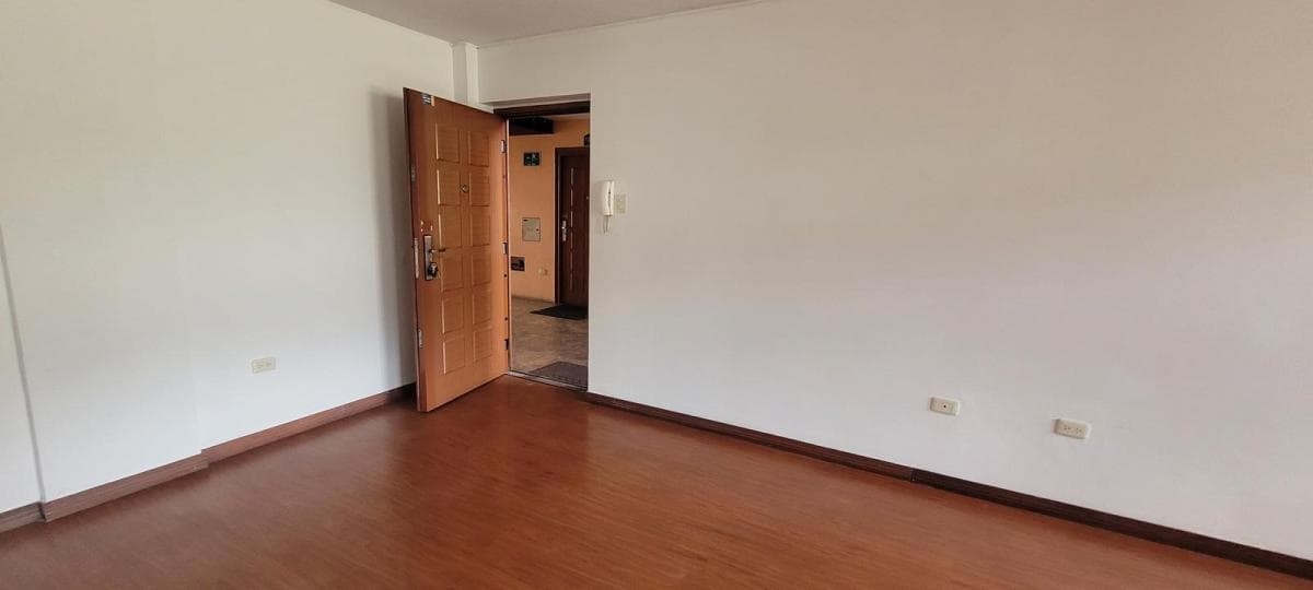 Vendo Departamento Legarda Norte de Quito — imagen 5