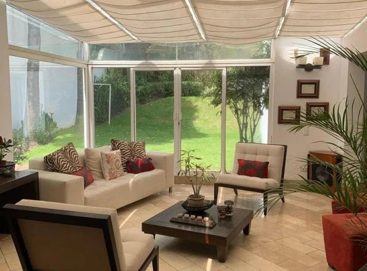 Casa con 4 Dorm. de 470 m² en Venta en Urb. El Condado — imagen 1