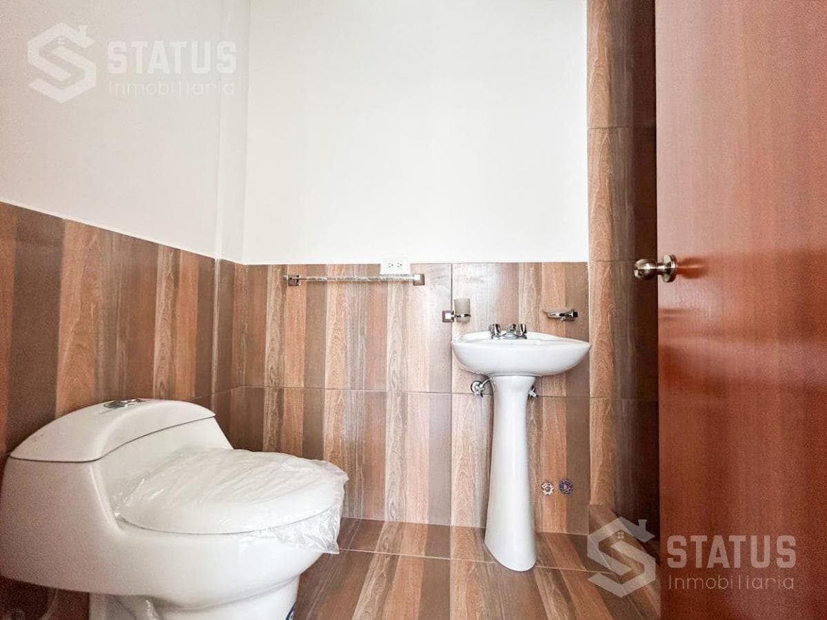 Venta de Casa en Conocoto - Cerca Administración Zonal — imagen 2