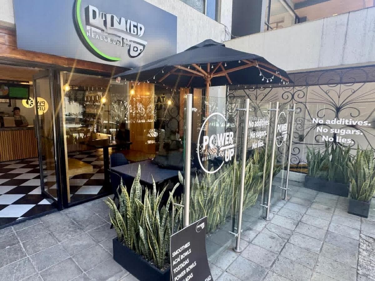 Vendo Cafetería en La Av Rep. del Salvador (Centro Norte Quito) — imagen 6