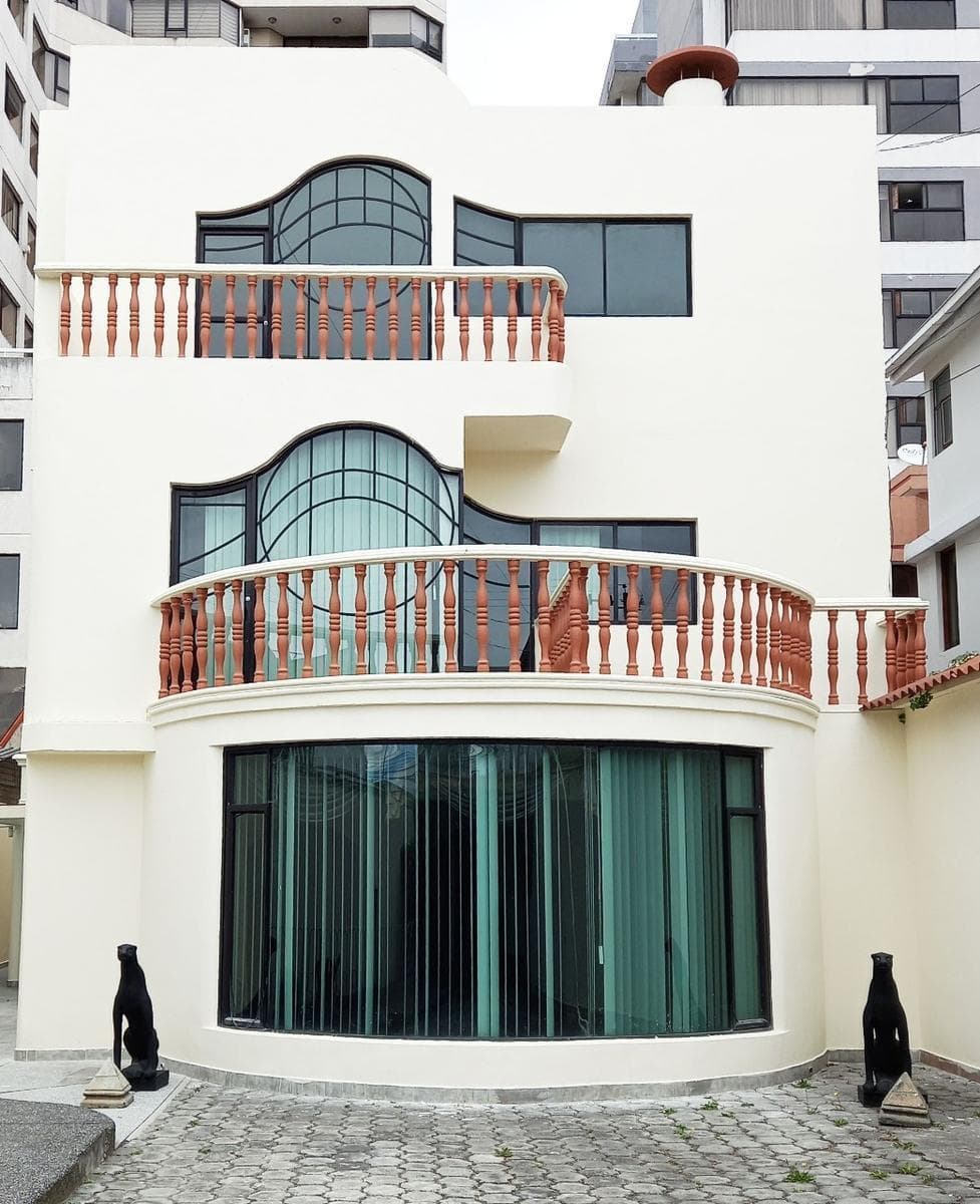 Casa Comercial en Venta Sector Quito Tenis — imagen 1