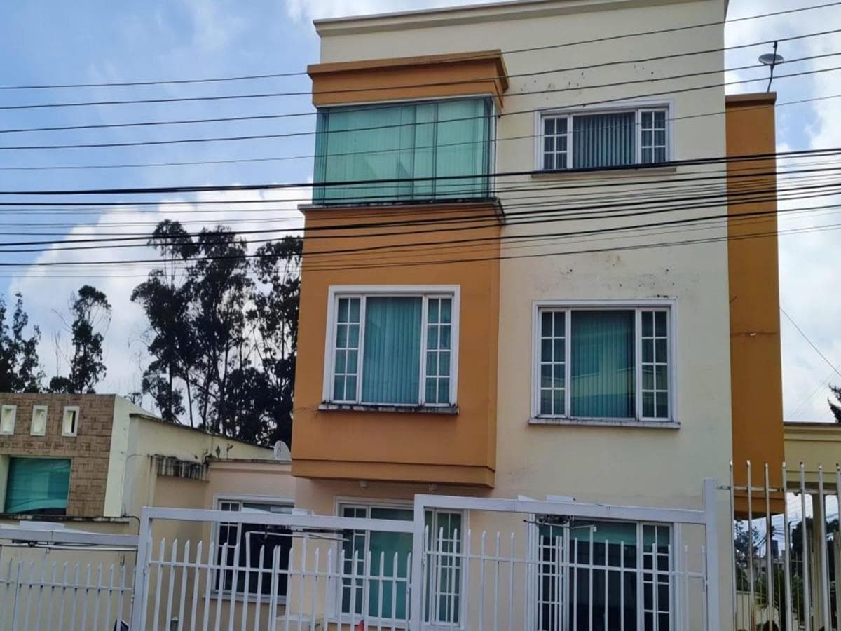 Departamento en El Condado — imagen 1
