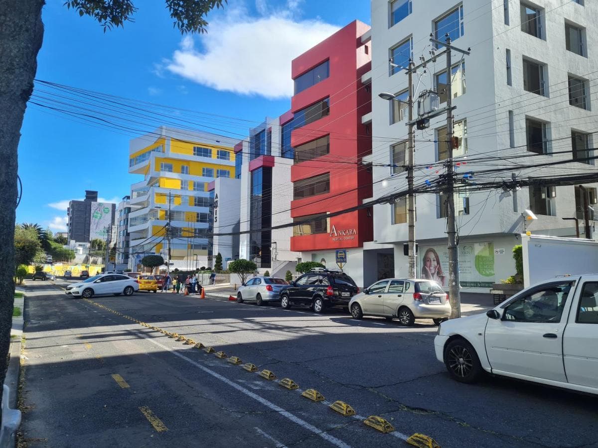Oficina/consultorio en Venta Sector Voz Andes — imagen 8