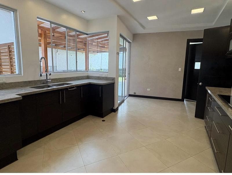 Casa en San Juan de Cumbayá — imagen 10