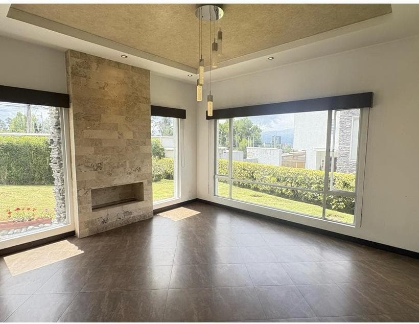 Casa en San Juan de Cumbayá — imagen 8