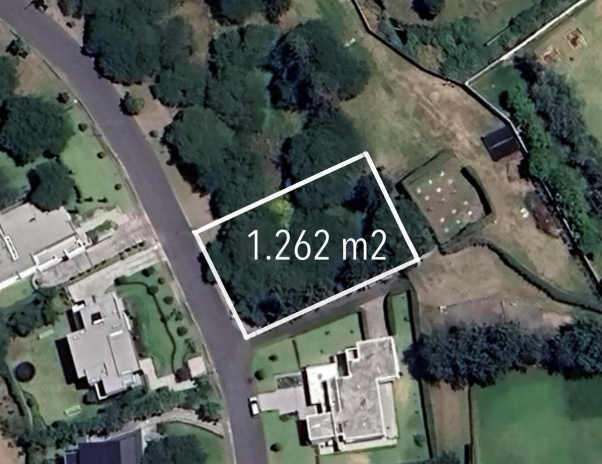 Puembo - Urbanizacion Arrayanes en Venta Terreno 1262 m² Esquinero — imagen 3