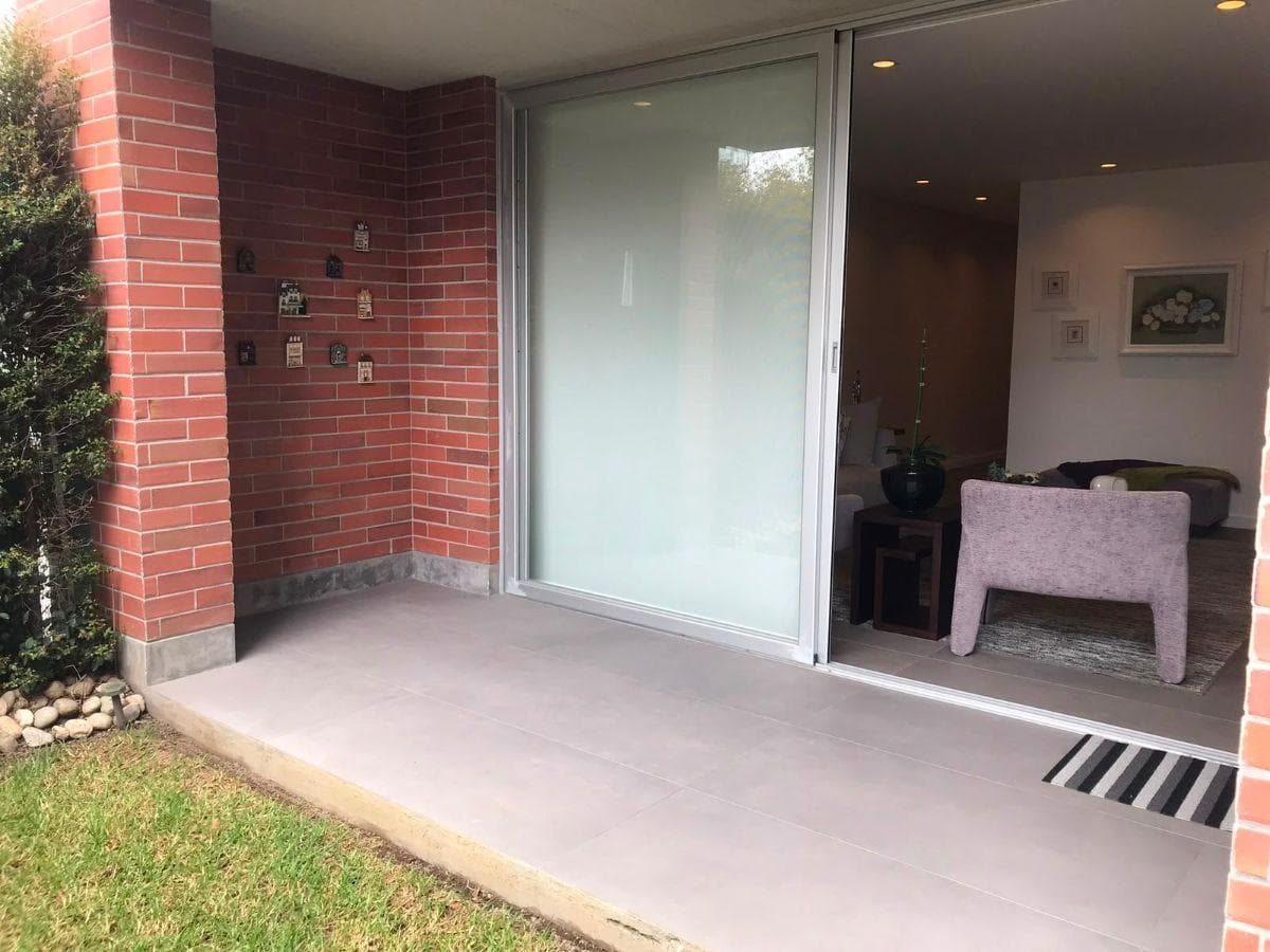 Rento o Vendo Departamento en Jardines Deleste Cumbayá — imagen 2