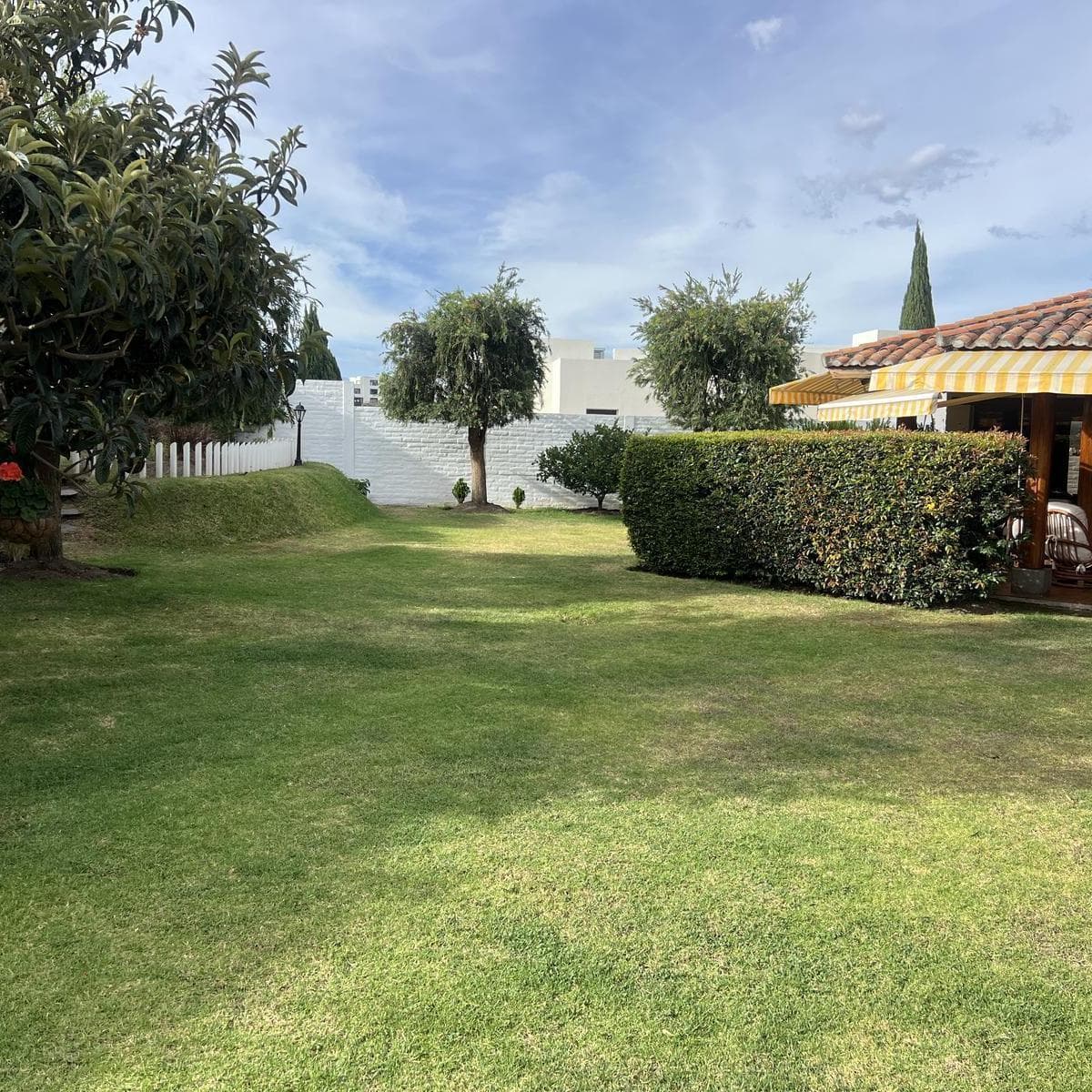 Venta Casa en cumbayá(La Primavera) en Urbanización Privada — imagen 1