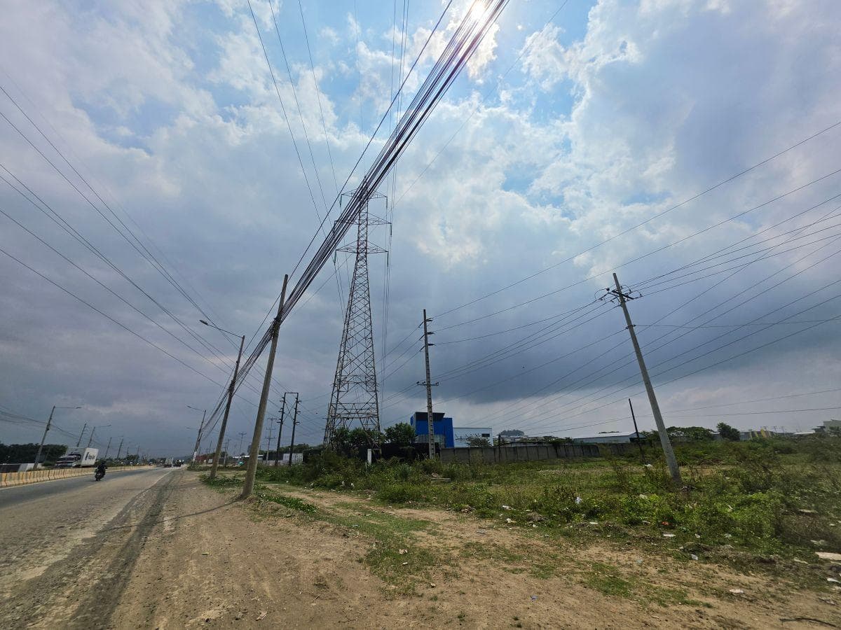 Samborondon a La. Via Vendo Terreno, Guayas — imagen 4