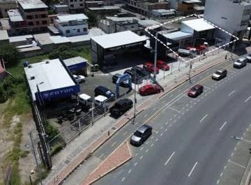 Local Comercial de Venta con Showroom en Tarqui, Manabí — imagen 2