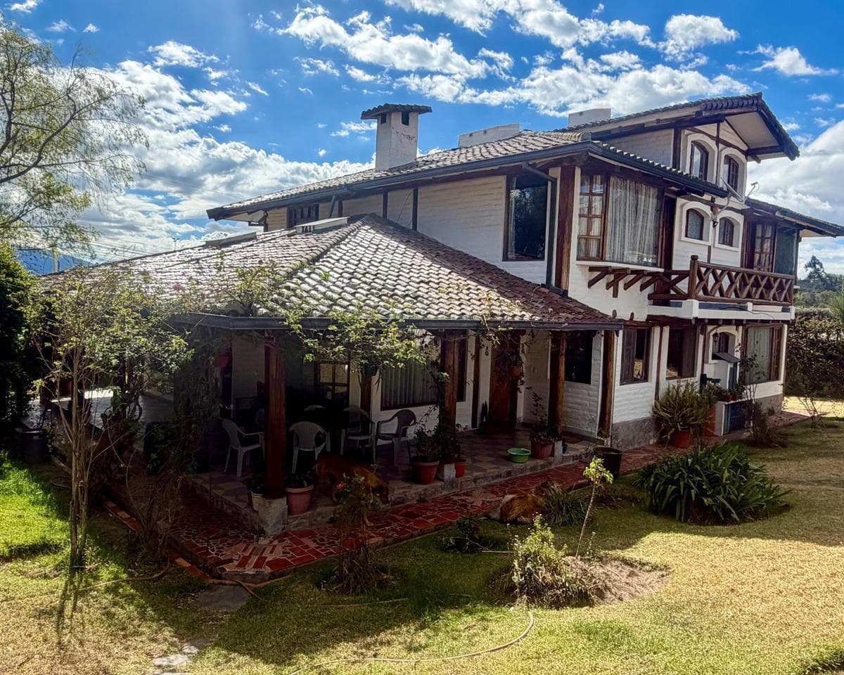 Casa con 3000 m de Terreno en Venta, Pifo — imagen 1
