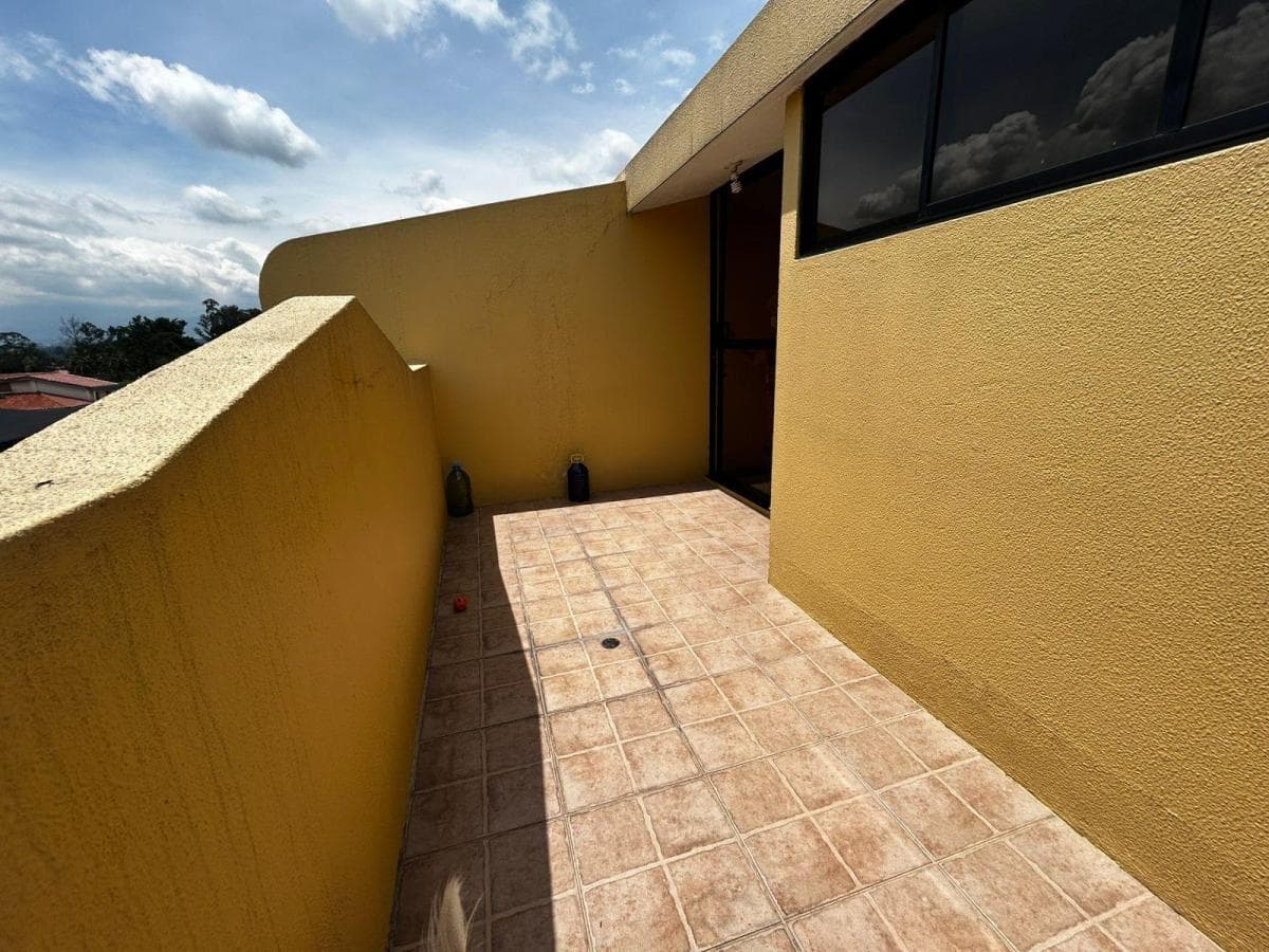 Casa en Venta de Oportunidad — imagen 2